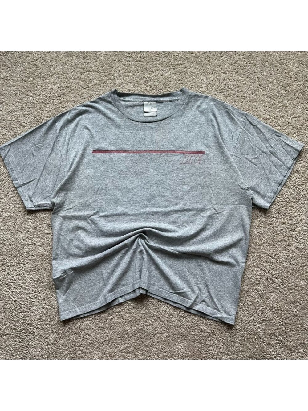 Vintage Y2K Nike Chest Stripe T-Shirt Gray XL Faded Sporty Athletic Streetwear